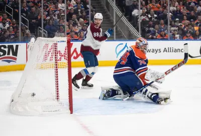 Nathan MacKinnon has 2 goals and 2 assists in the Avalanche’s 9-1 romp over the Oilers