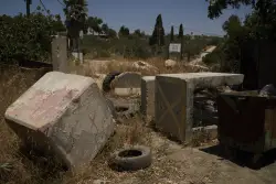 Israeli settlers beat U.S. citizen to death in West Bank